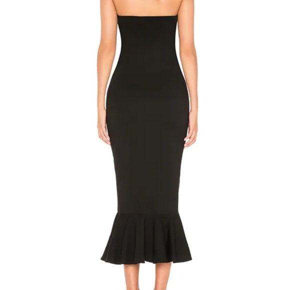 izzy ruffle maxi dress superdown NWT Superdown Izzy Ruffle Strapless Maxi Dress thriftinthecity